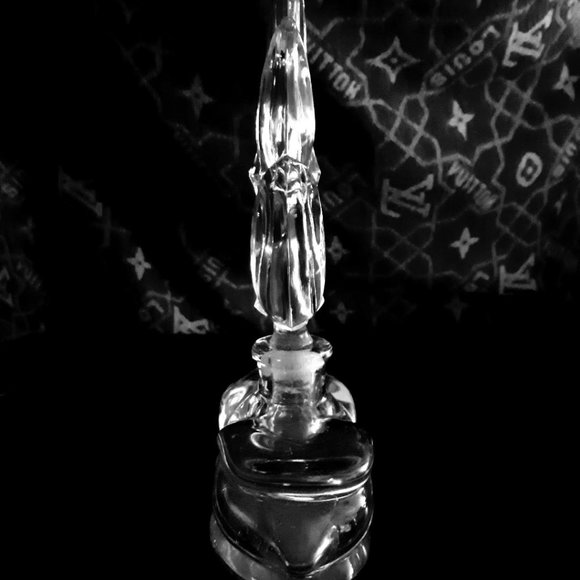 Large Vintage Perfume Bottle - Picture 3 of 4